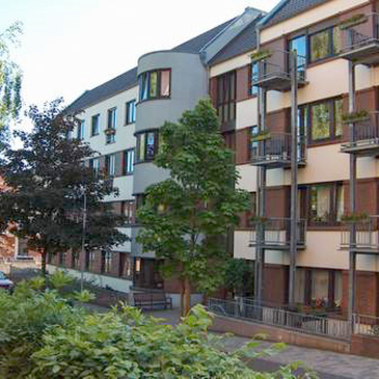Evangelisches Altenheim Lübbecke Kirchplatz.JPG